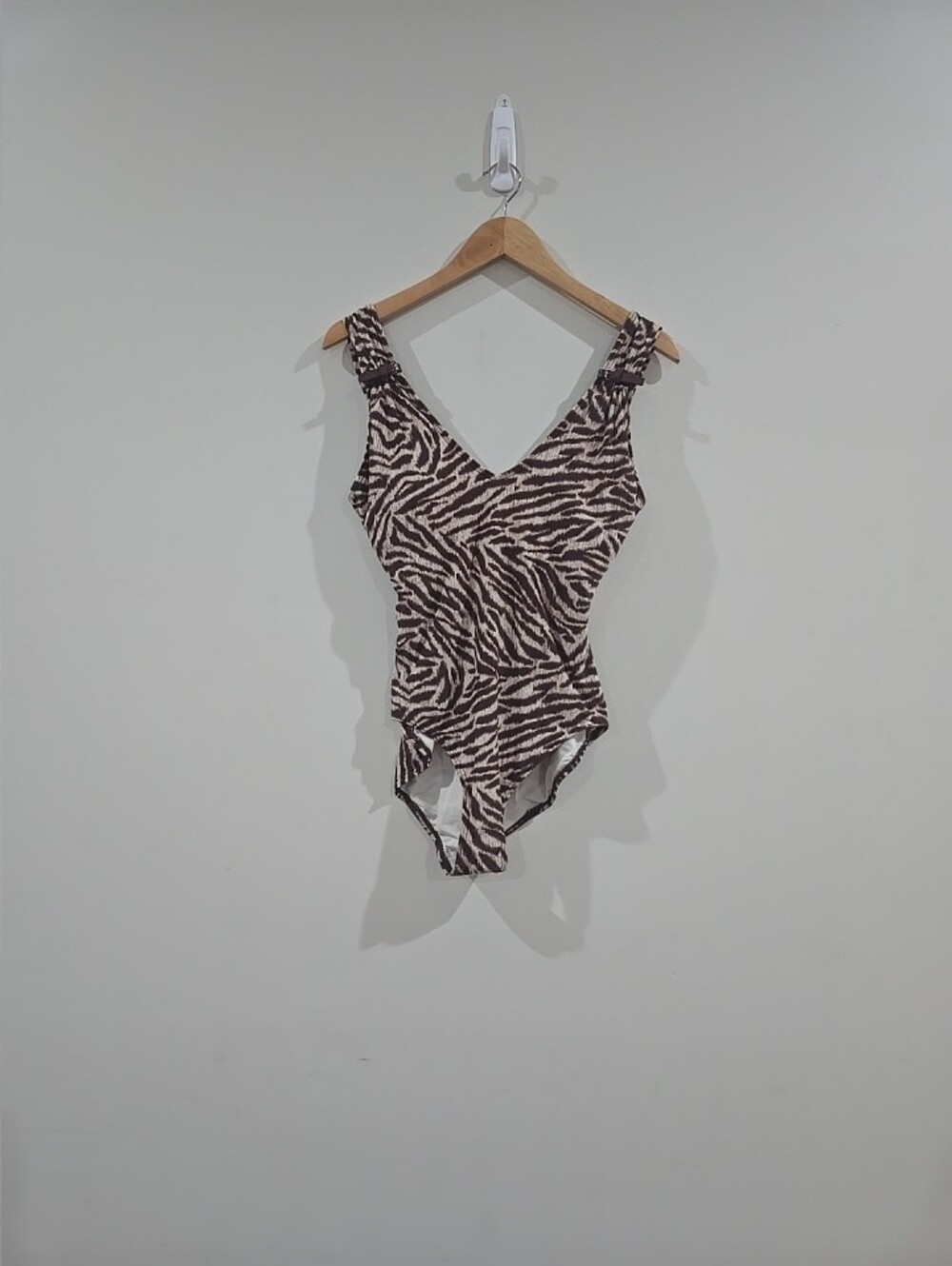 Summer Michael Kors Women's Animal Print One-Piece Swimsuit Size 14 Brown/White